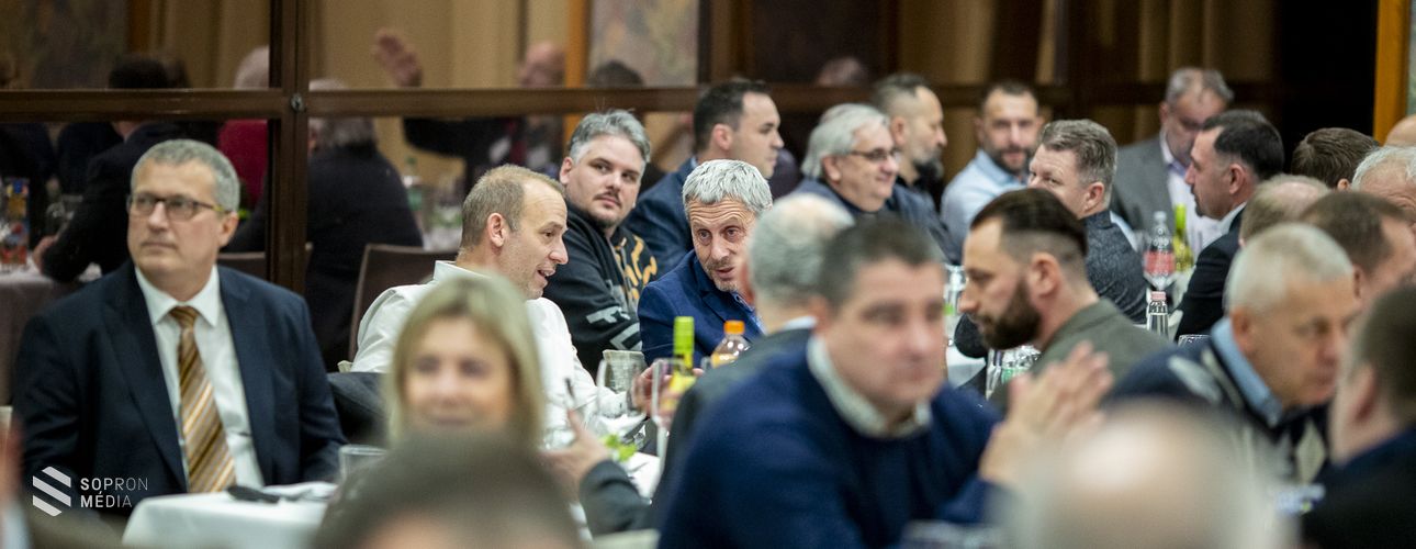 A soproni sportvezetőket köszöntötte a városvezetés