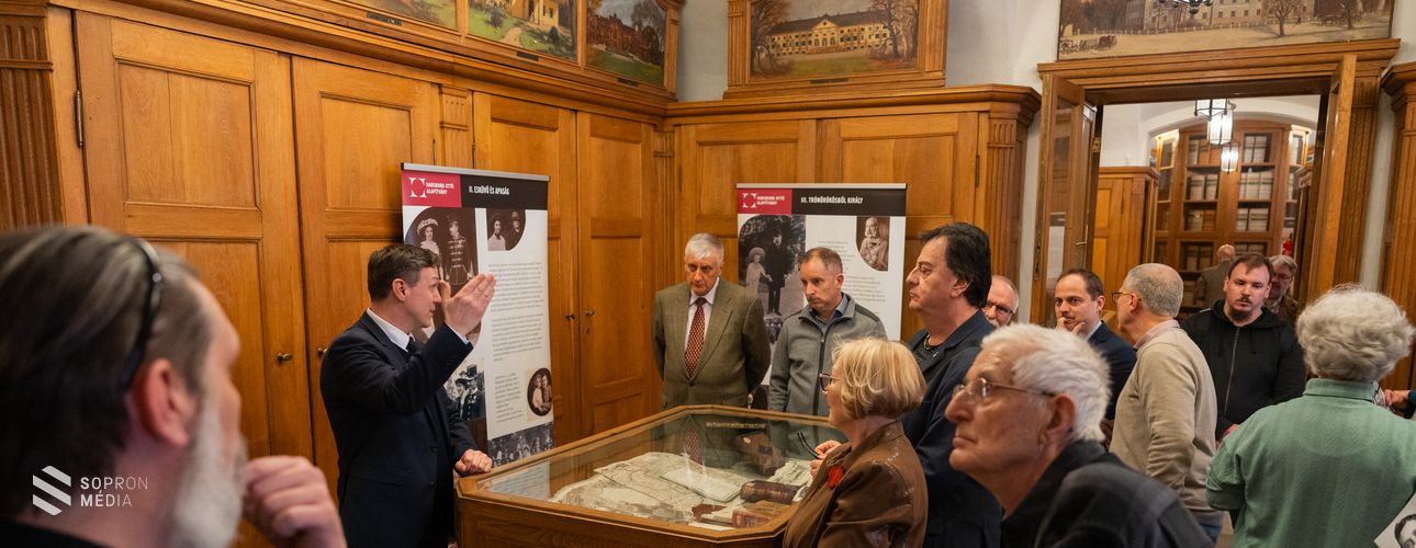 "Károly király Sopronban” címmel nyílt kiállítás a Soproni Levéltárban