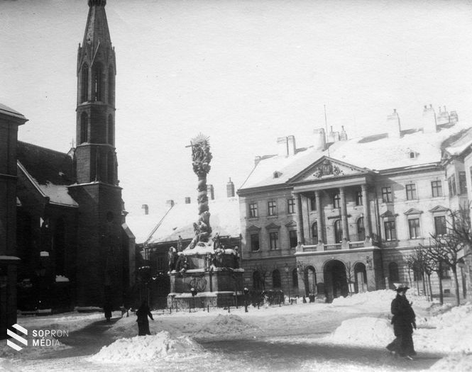 Fő tér. 1918. 