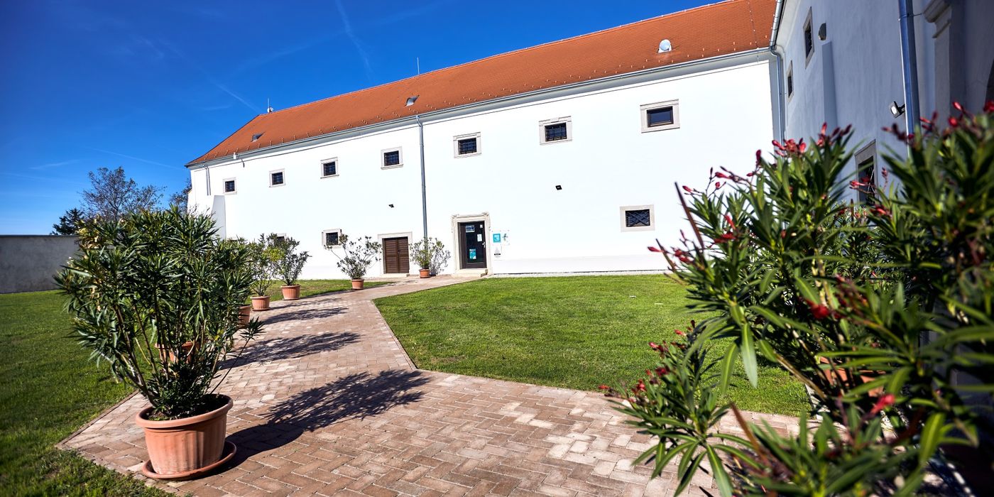 Fertőszéplak-Peisonia Látogatóközpont