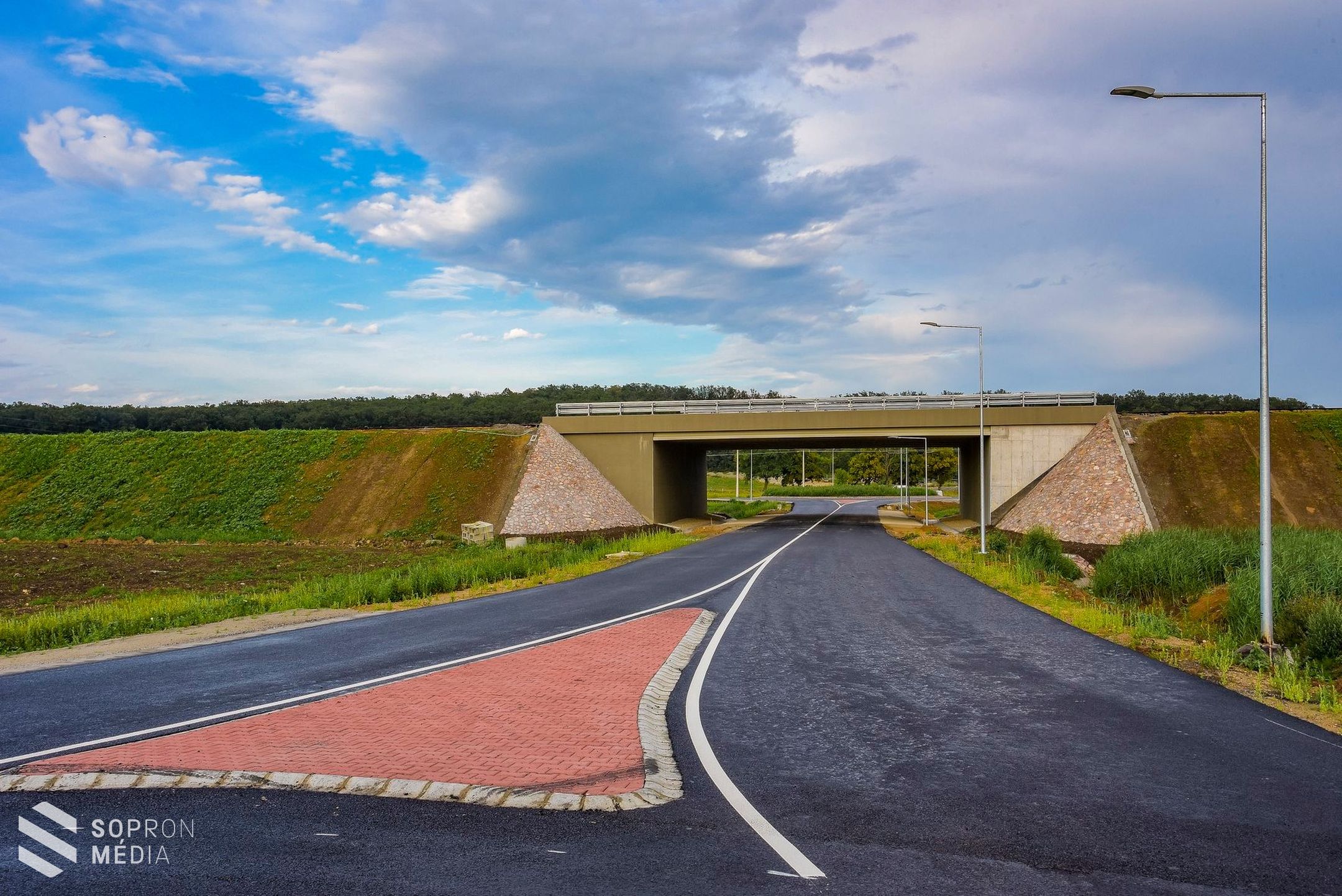 Nagyszerű ütemben készül az M85-ös autóút