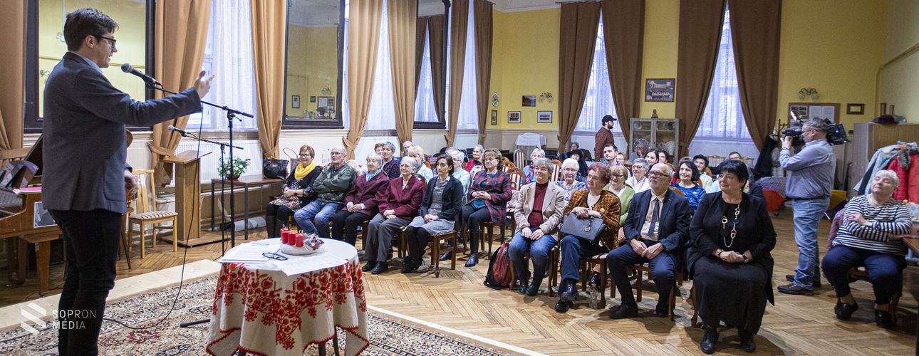 Újabb rendezvényt tartott a  Pedagógusok Soproni Művelődési Háza