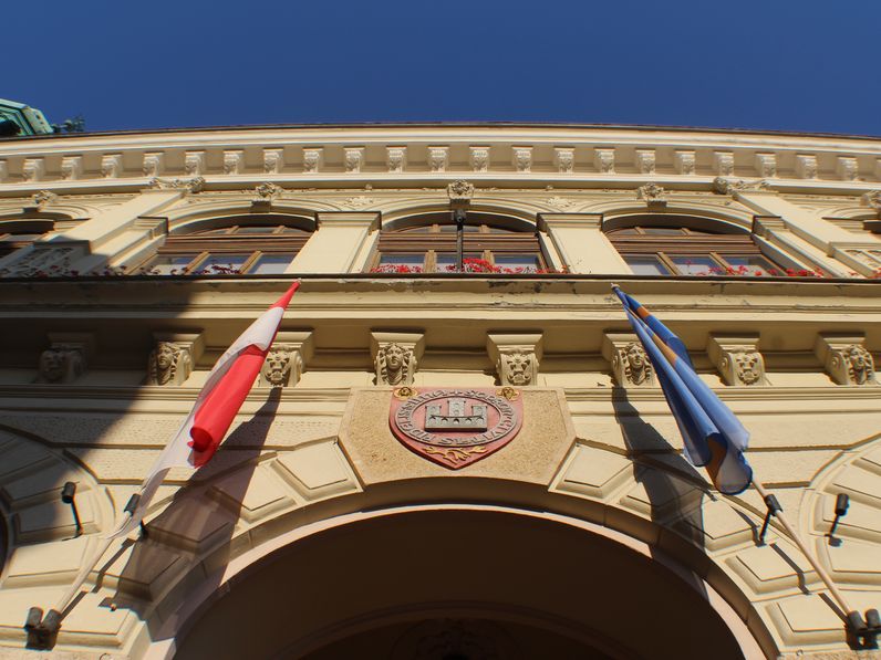  Ma tárgyalják a képviselők, hogy kik kapják a városi kitüntetéseket