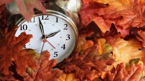 Miért állítjuk át az órát?