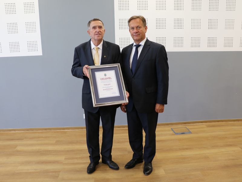 Rangos elismerésben részesült dr. Magas László, a Páneurópai Piknik ’89 Alapítvány elnöke