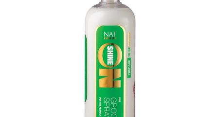 NAF SHINE ON GROOMING SPRAY 500ML