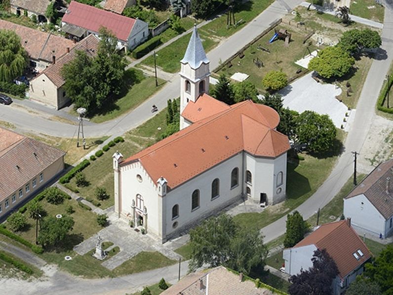 A rábaközi település, mely két nagyszerű színésznőt is adott a nemzetnek