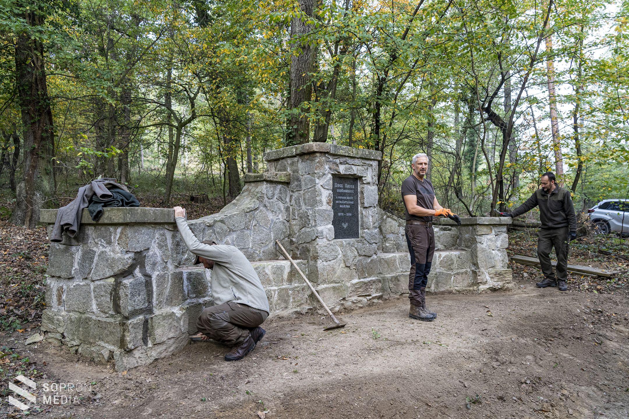 Felújították Muck Endre emlékművét