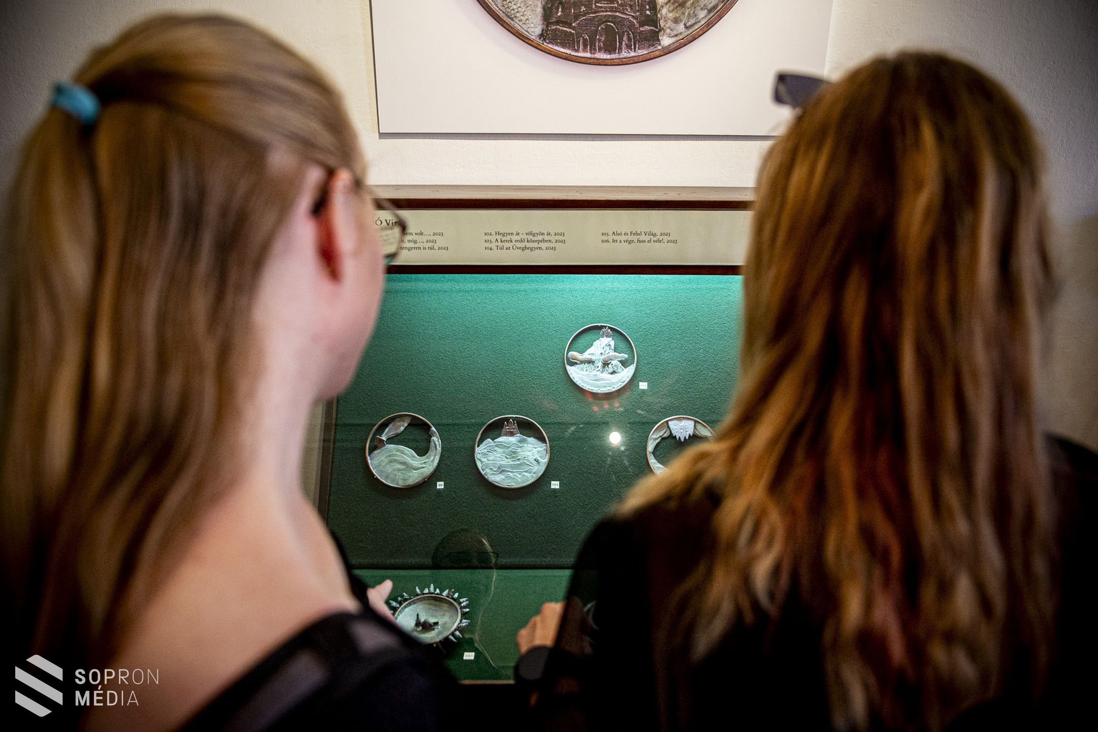 Megnyílt a XXIV. érembiennálé a Festőteremben