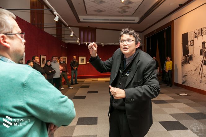 Dr. Ifj. Sarkady Sándor történész 