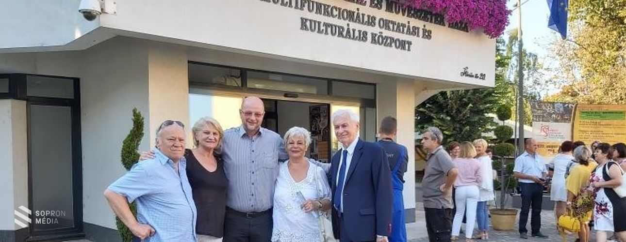 Díjeső hullt a Soproni Petőfi Színház művészeire Kisvárdán