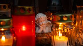 A hétvégén a csend és a fény tölti meg a soproni temetőket