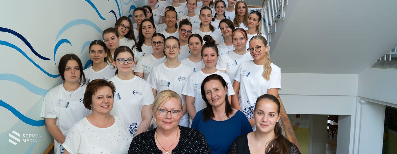 Sikerrel zárták ágazati alapvizsgájukat az Eötvös-iskola tanulói