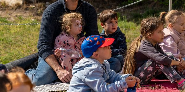 Itt szalad a nyulacska!