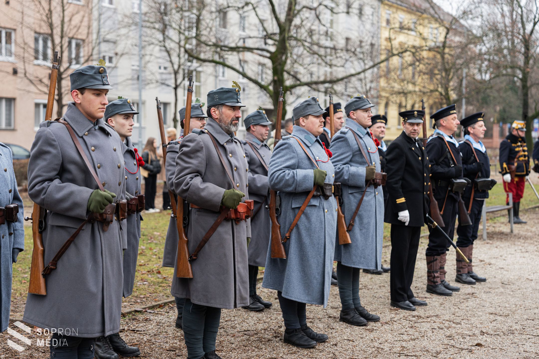 A limanowai csatára emlékeztek a Deák téren