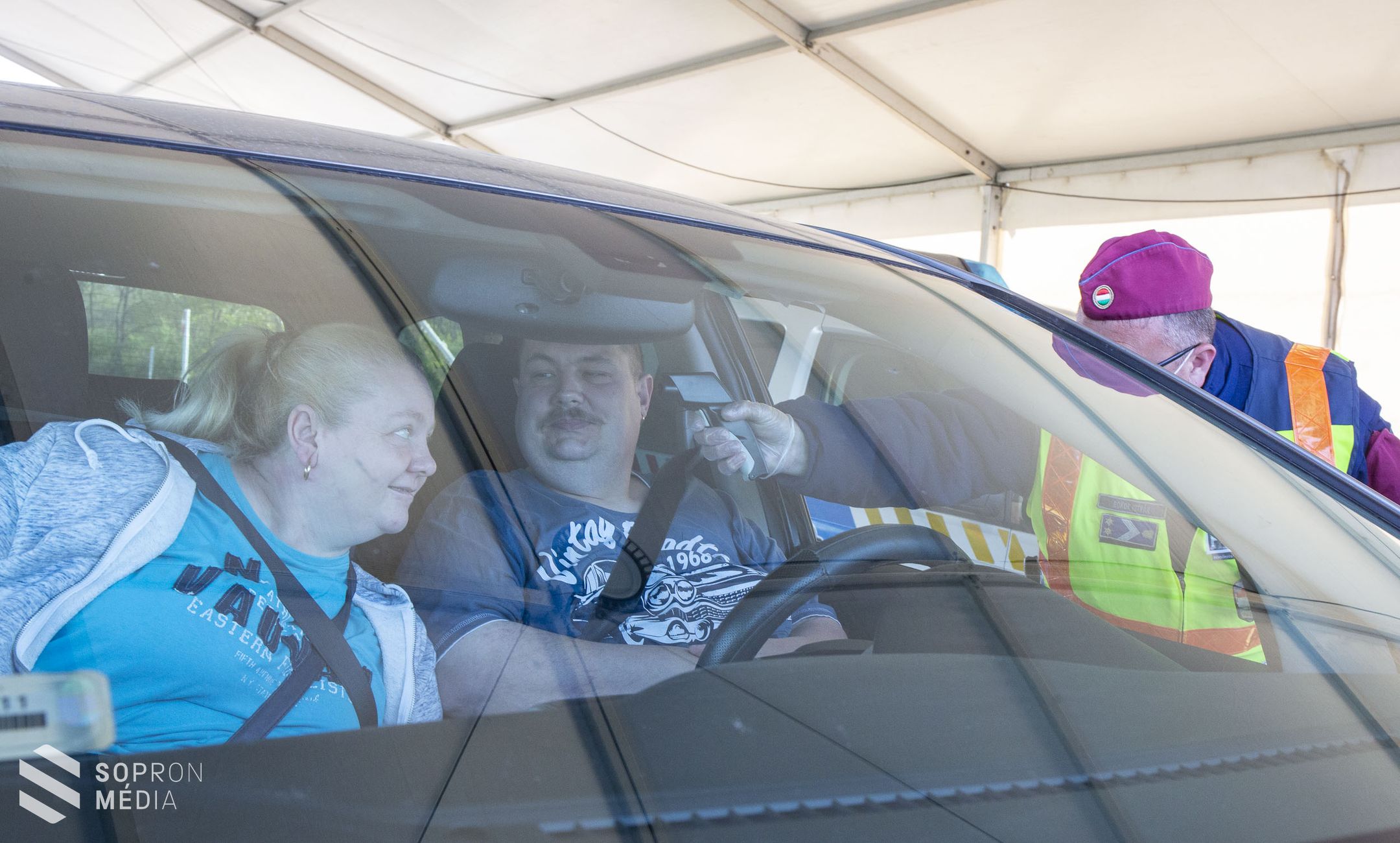 Friss fotók és információk az újranyitott fertőrákosi határátkelőhelyről!