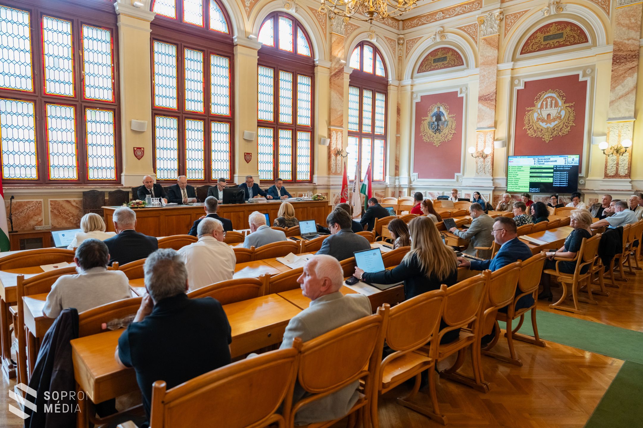 Elfogadták a rendőrségi beszámolót