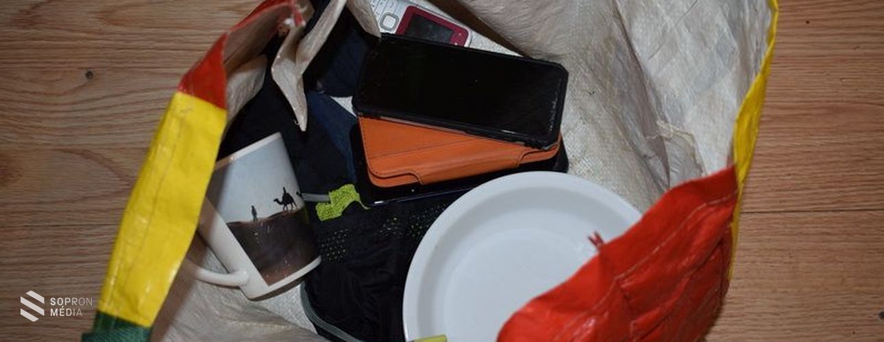 Négy beteg telefonjával távozott a kórházból, de gyorsan lebukott