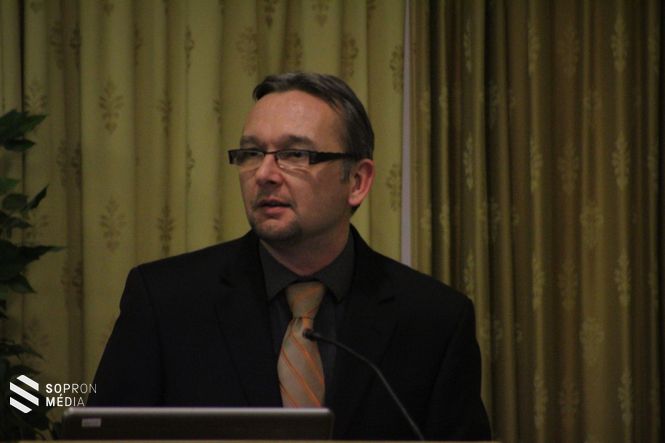 Dr. Tárkányi Sándor