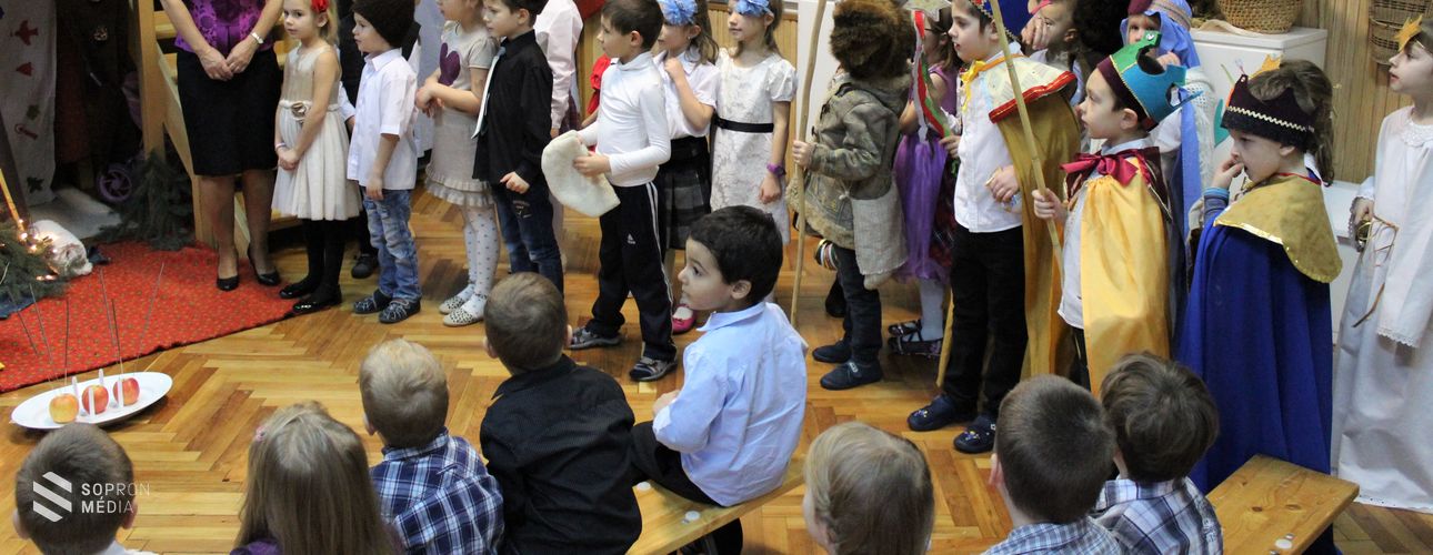 Karácsonyi ünnepség a sopronkőhidai óvodában
