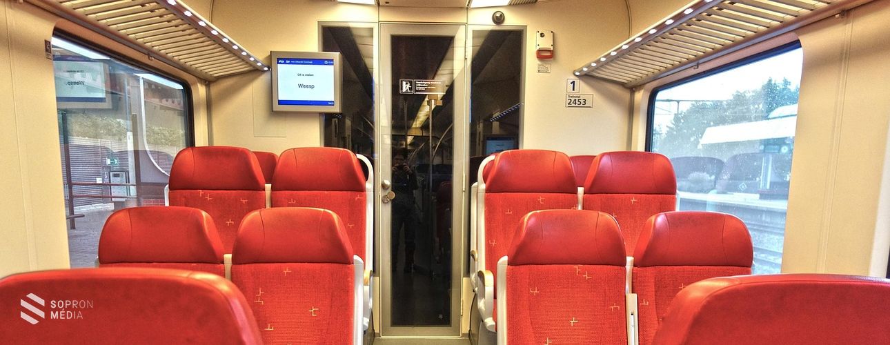 Vállon szúrta a kalauzt, mert leszállította a vonatról!