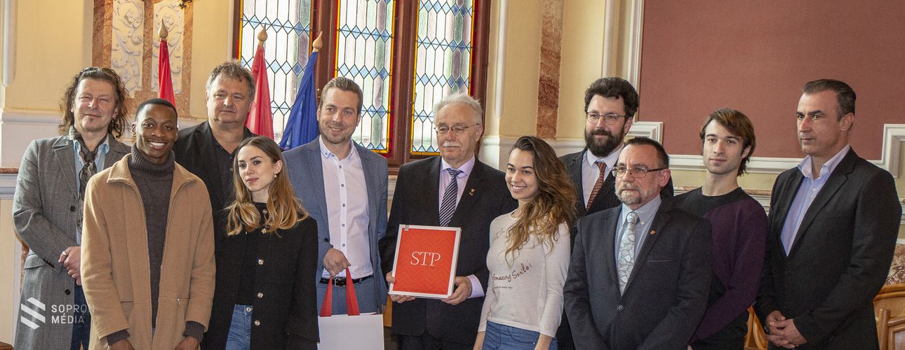 Vendégek érkeztek Sopronba St. Pöltenből