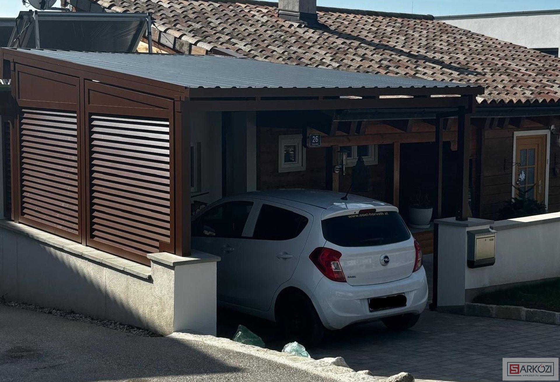 Carport 52