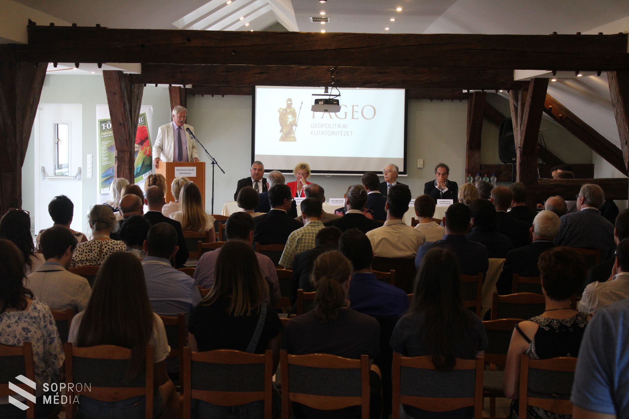 Geopolitikai konferenciát tartottak Sopronban