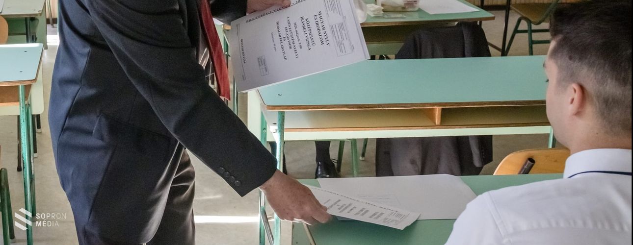 Pénteken kezdődnek az őszi érettségik