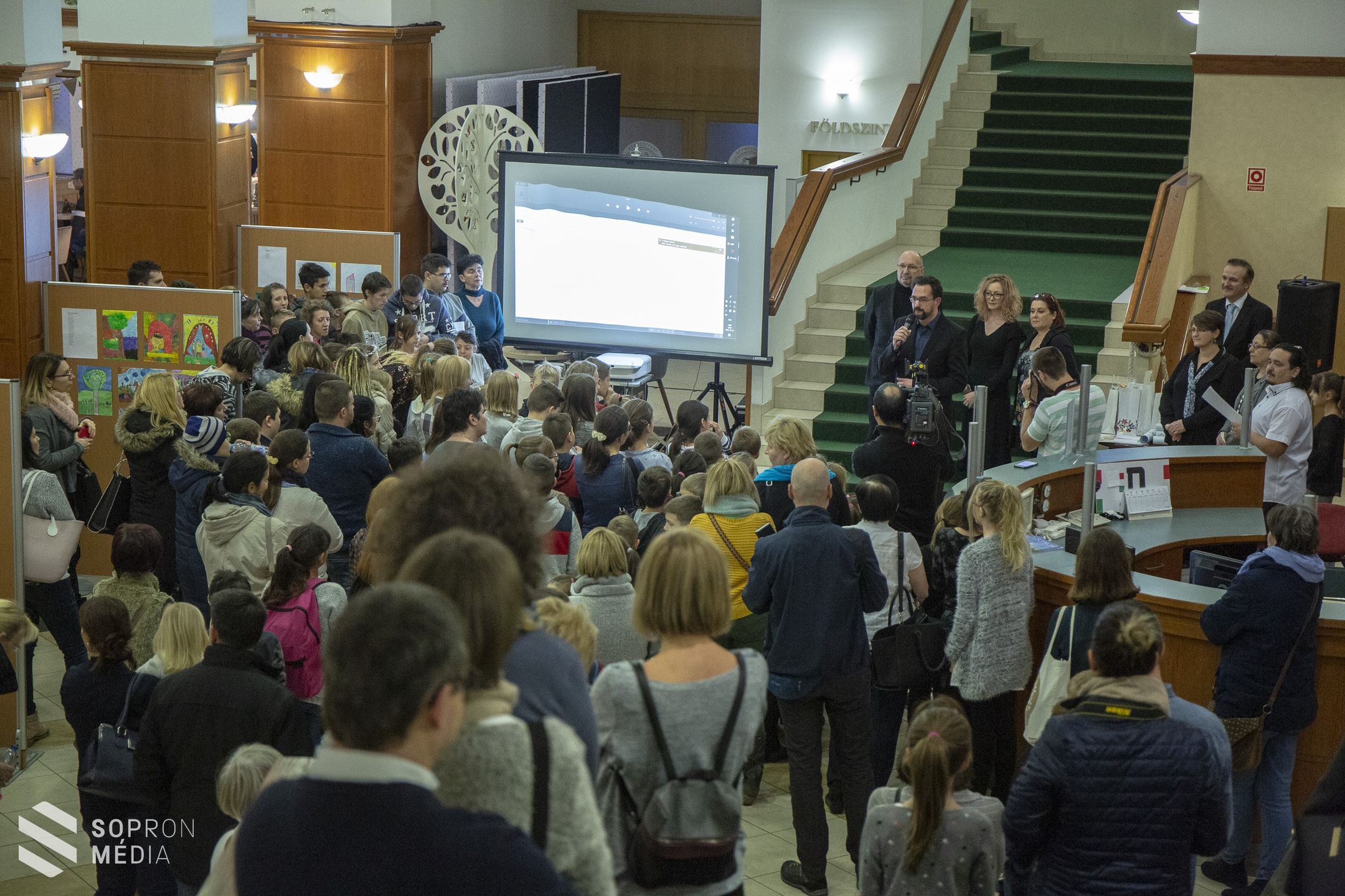 Formát öltöttek a népmesék a soproni gyermekek által