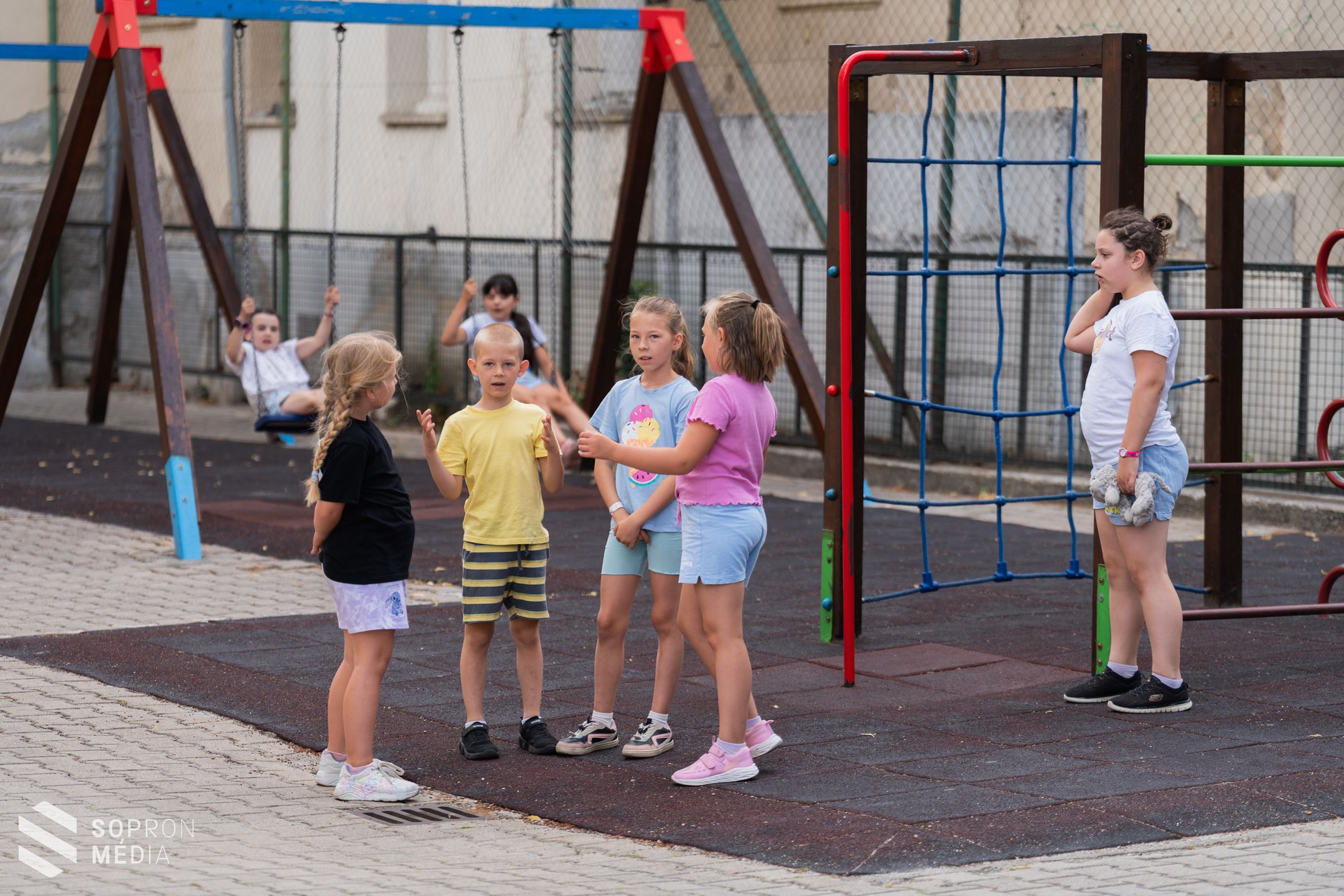 Változatos programokkal várja a gyerekeket a nyári napközi Sopronban