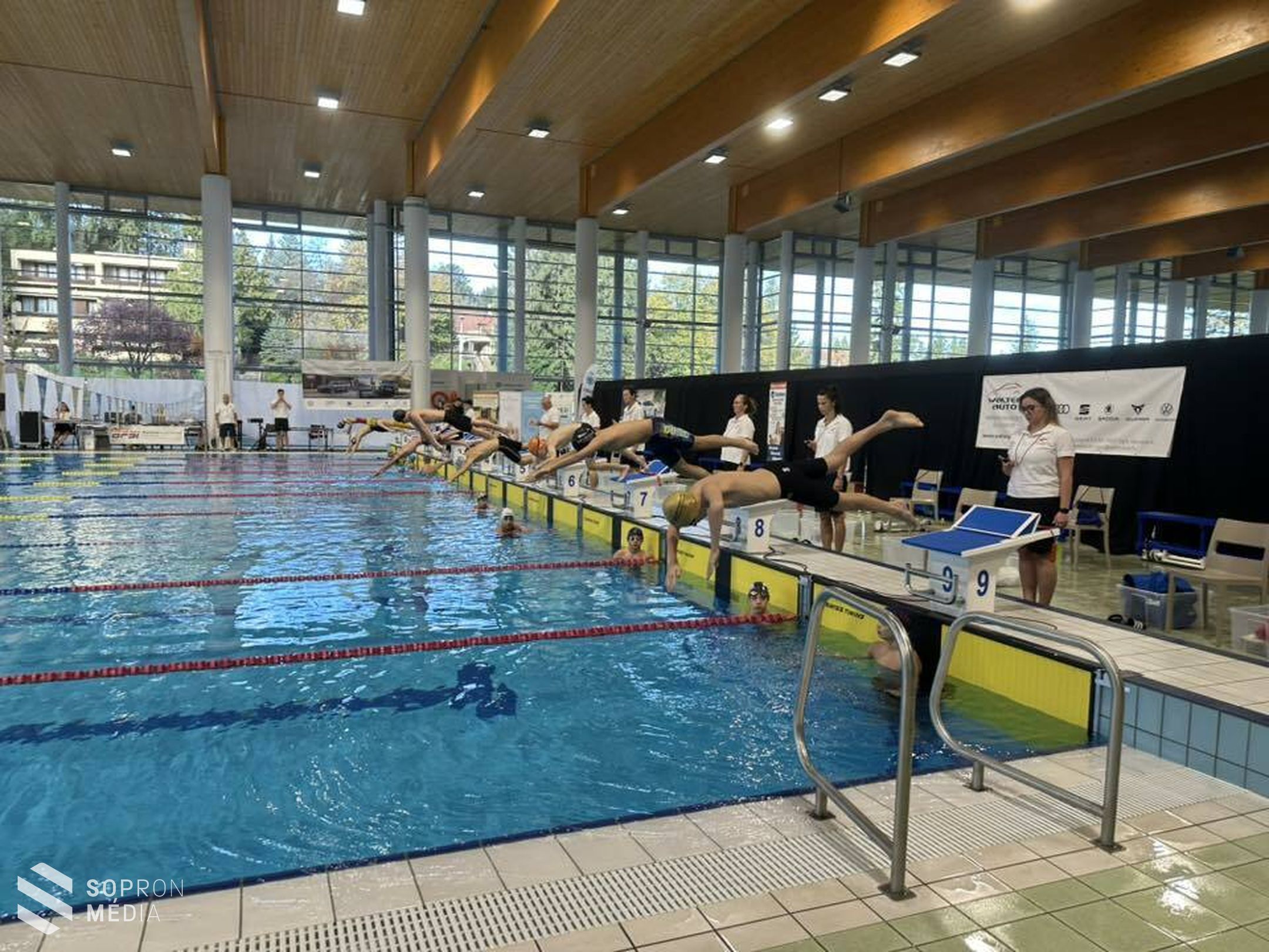 44. Dr. Csik Ferenc-emlékverseny a Lővér Uszodában