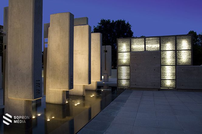 Az üvegszálas beton hatvan négyzetmétert tesz ki a louisiana-i Baton Rouge-ban felépült, a háborús veteránok előtt tisztelgő emlékművön