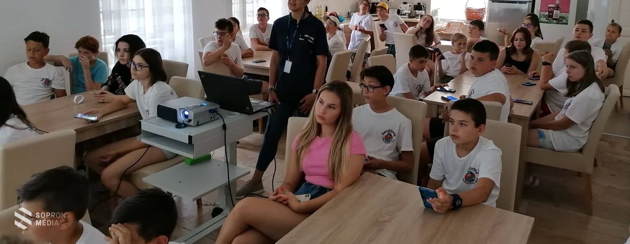 Bűnmegelőzési táborban vehettek részt a soproni gyerekek
