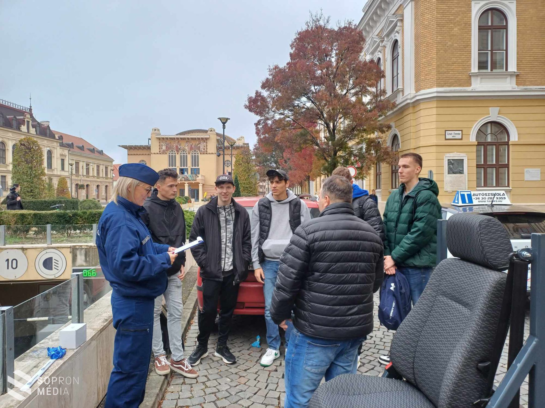 Középiskolás Várkerület Rally a bűn- és baleset-megelőzés jegyében
