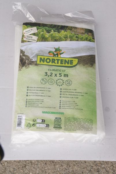 Fátyolfólia 3,2x5m 17 g/m2 NORTENE
