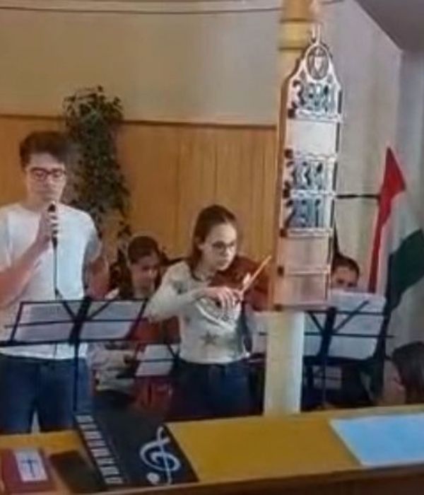 Tamás misén és Szent György-napon is zenéltek a Líceum együttesei