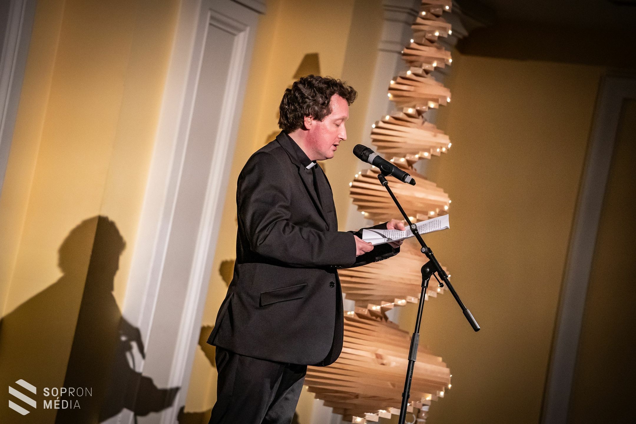 Hangversennyel hangolódtak az ünnepre a Soproni Egyetem oktatói és növendékei