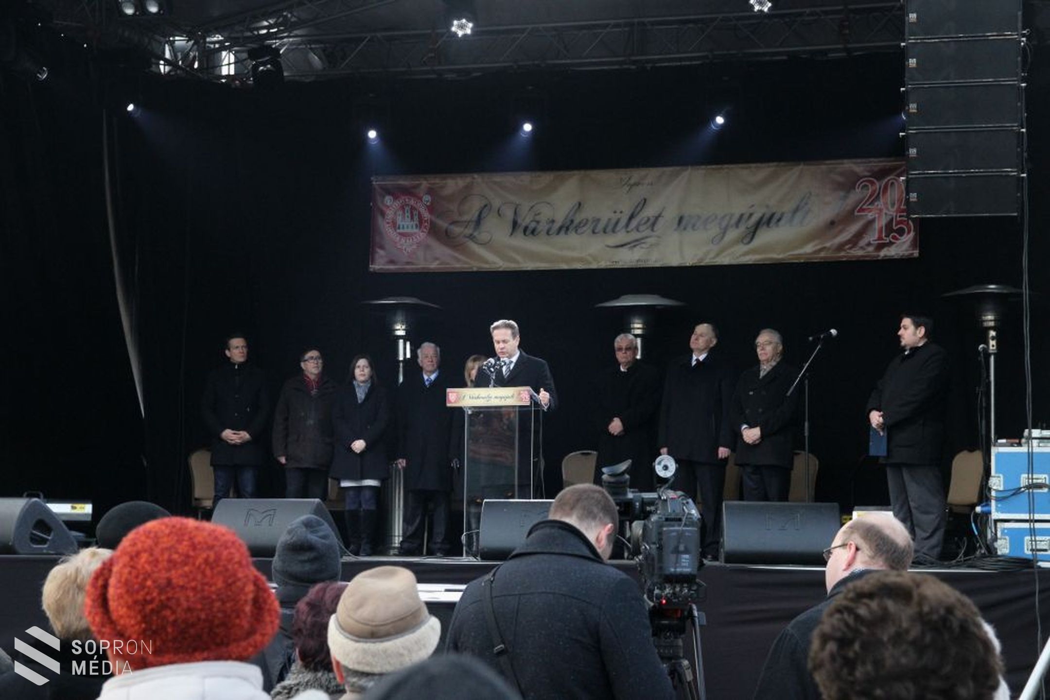Ünnepélyesen átadták a felújított soproni Várkerületet