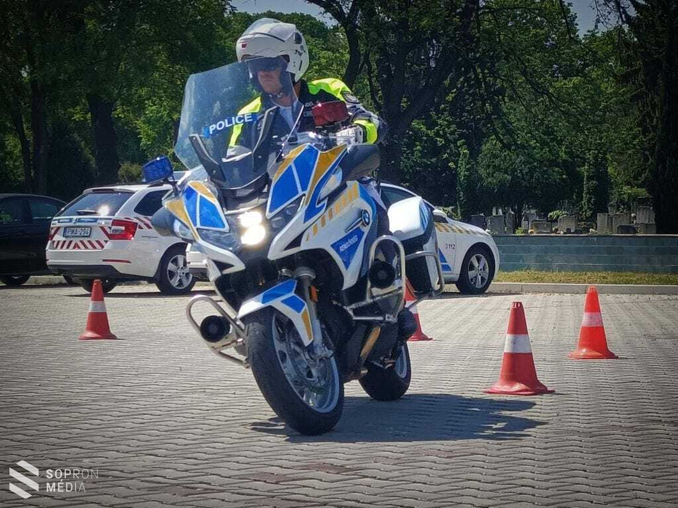 Ki a legjobb közlekedési rendőr?