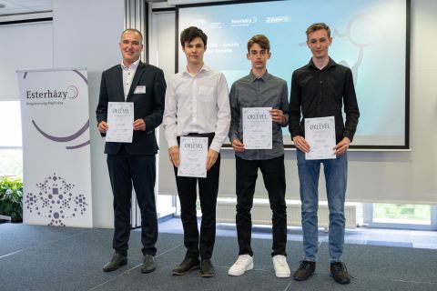 IX.Estöri fináléja