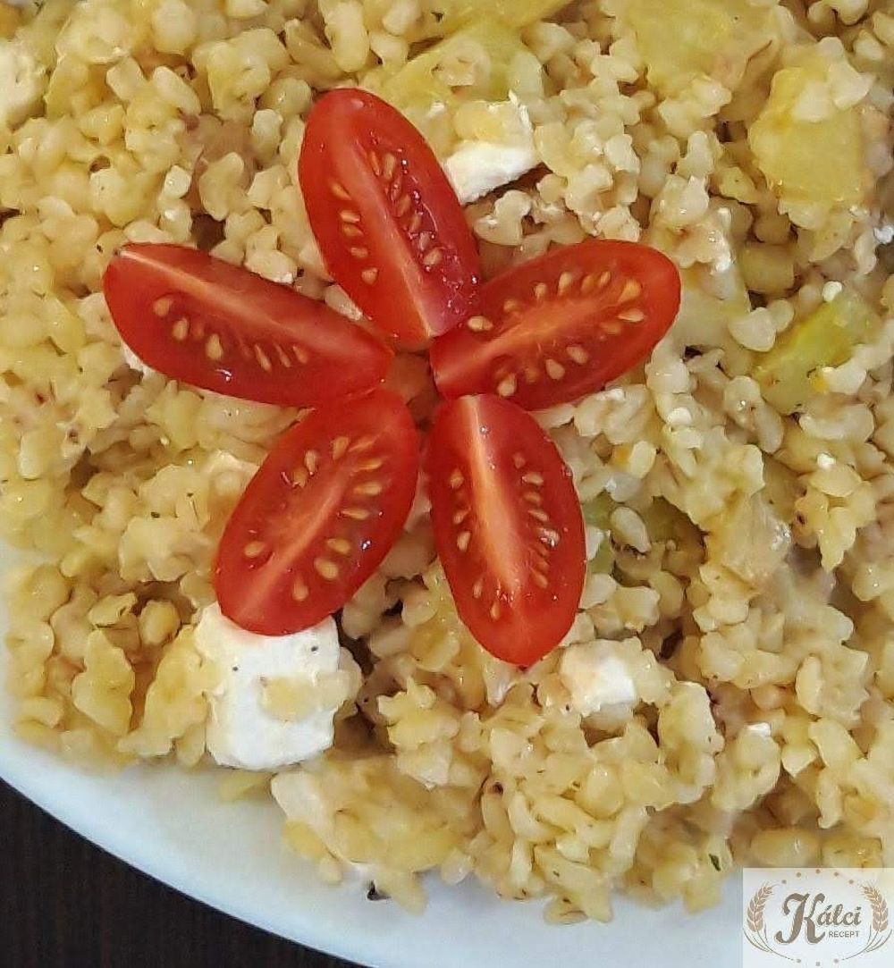 Fetás cukkinis bulgur
