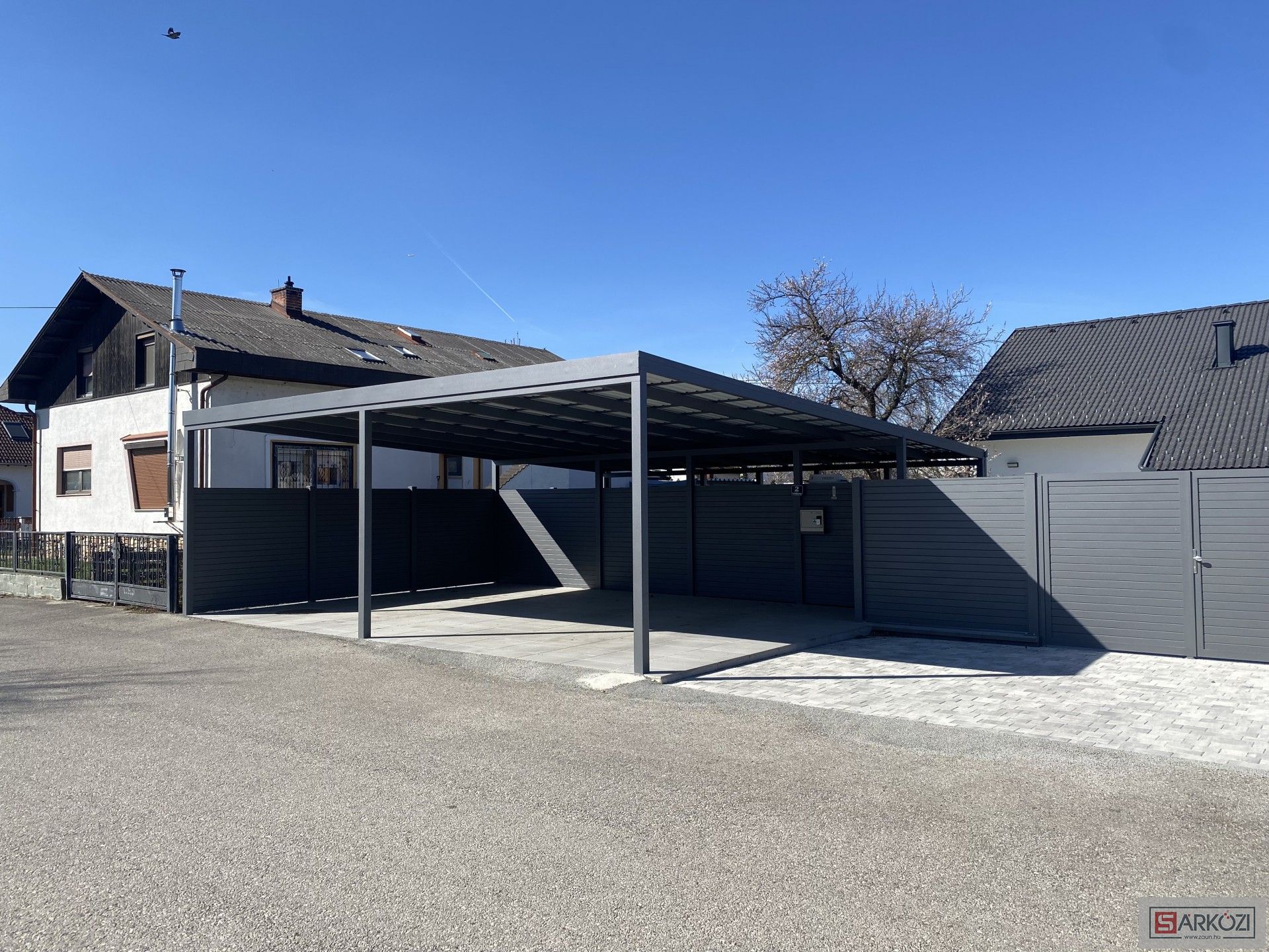 Carport 36
