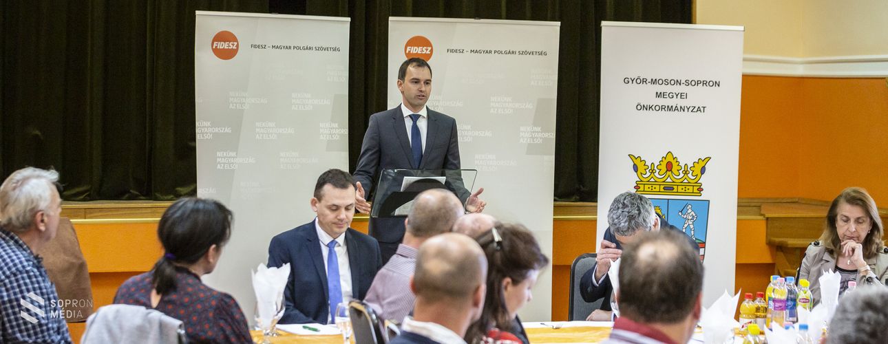 Polgármesteri fórum a Magyar Falu Programról