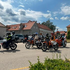 Motoros istentiszteletet tartottak Ágfalván