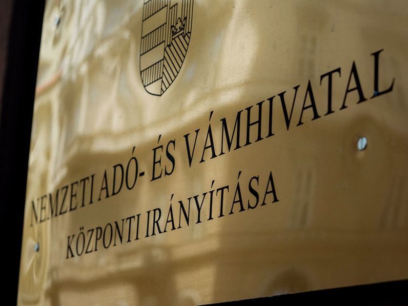 Érkeznek az igazolások