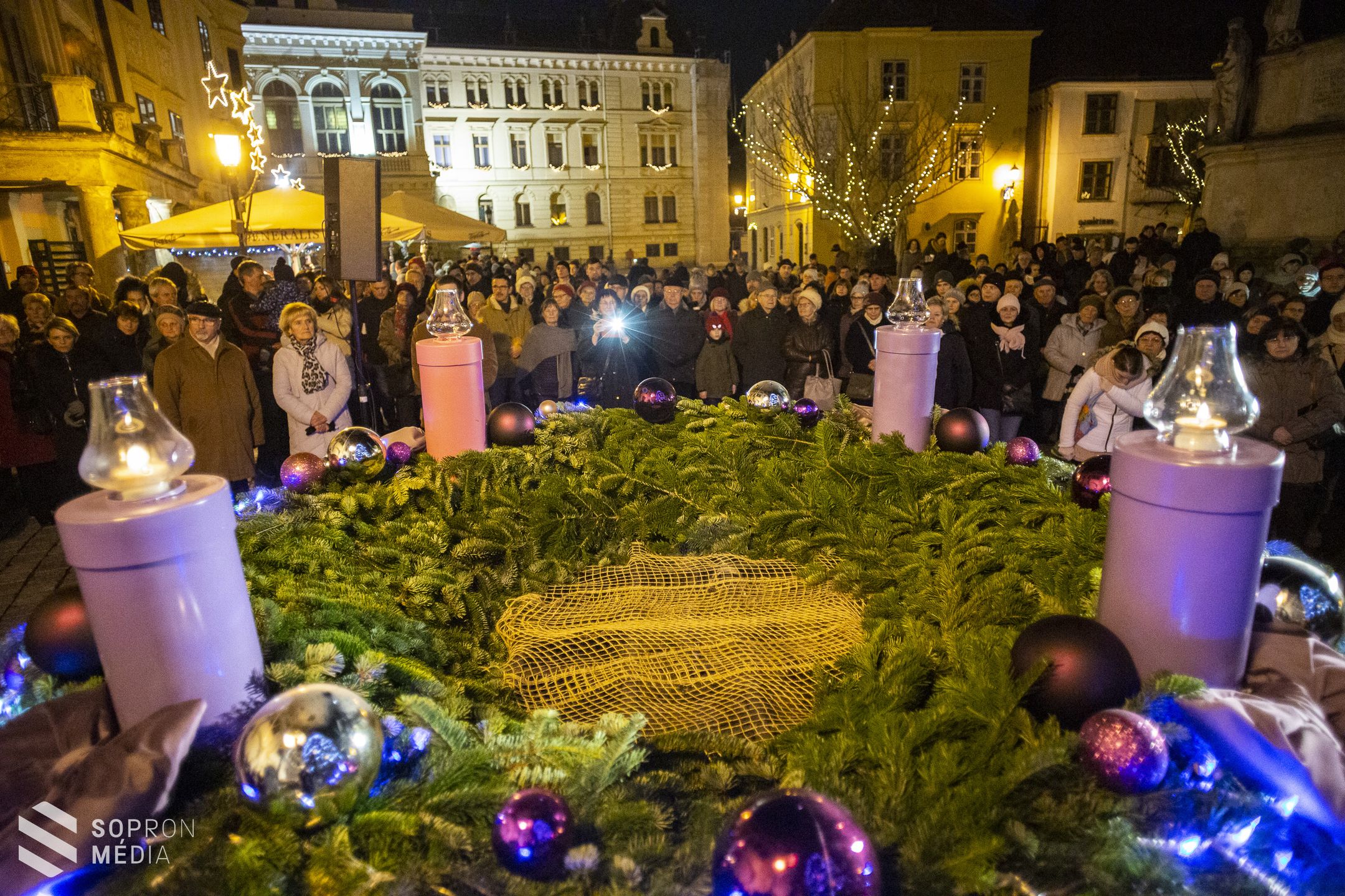 Meggyújtották a remény gyertyáját 
