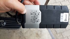 Illegális szoftverekkel dolgozott az autószerelő