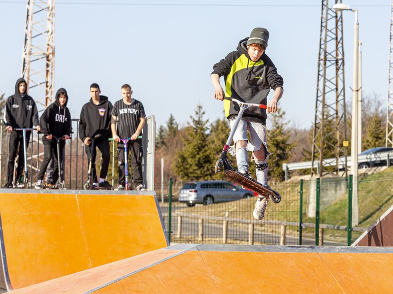 Birtokba vették a soproni fiatalok a skate-parkot!