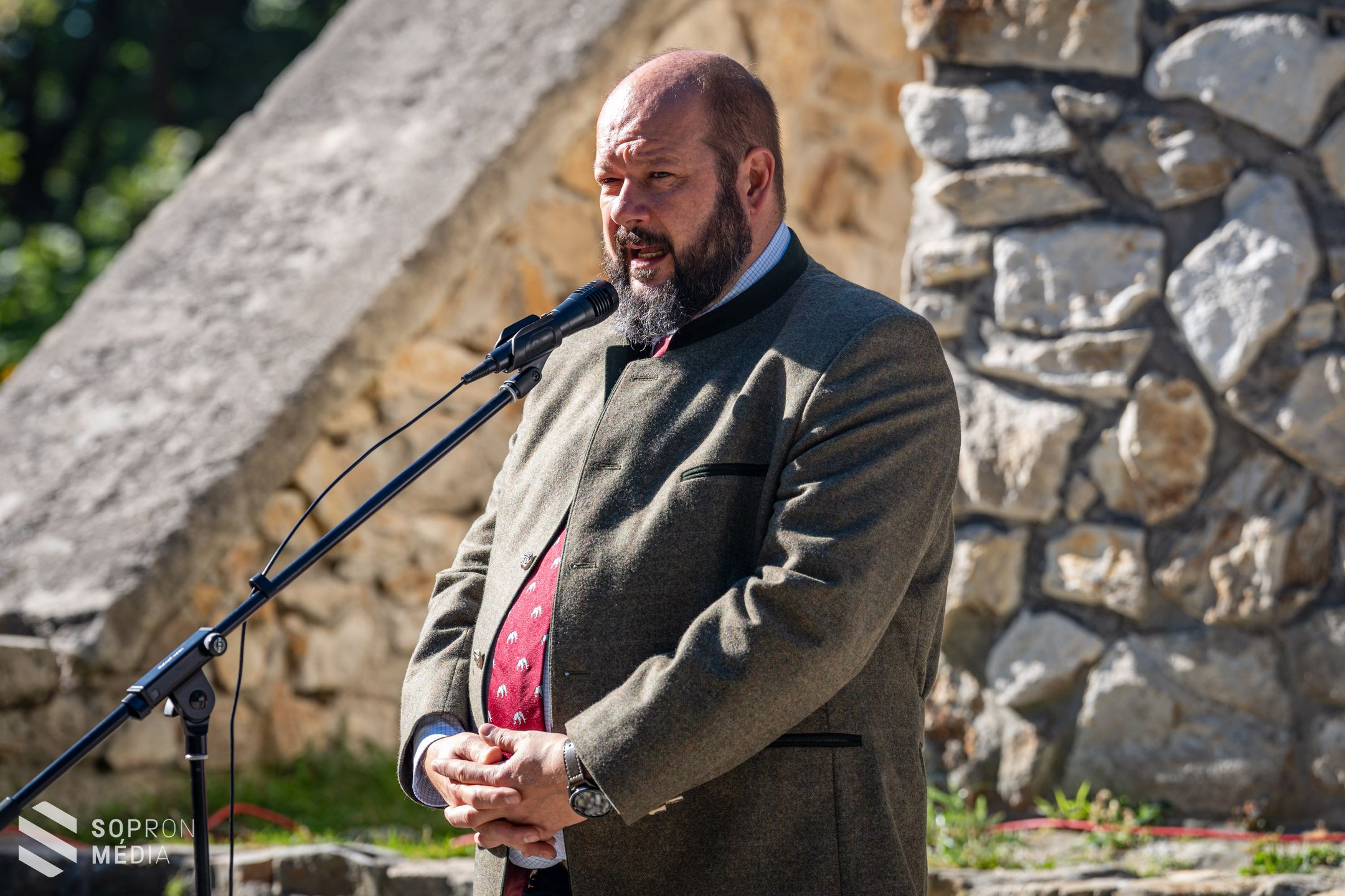 Kilátó napja - A közel 90 éves kőkilátót ünnepelték a Károly-magaslaton